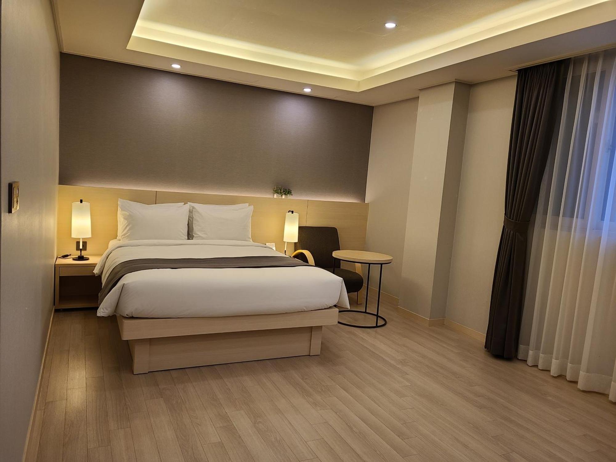 New Donghae Tourist Hotel Dış mekan fotoğraf